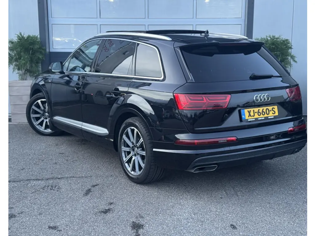 Audi Q7 3