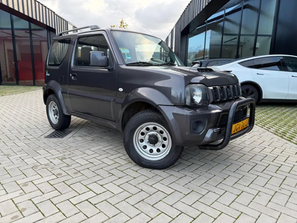 Suzuki Jimny 2