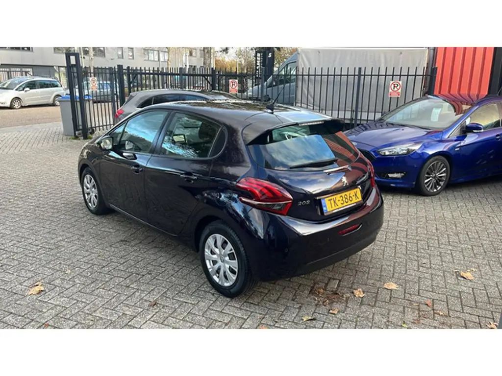 Peugeot 208 2