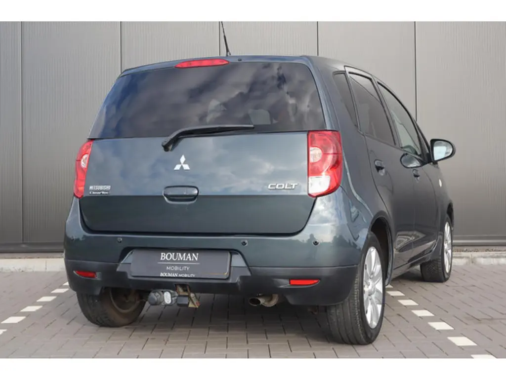 Mitsubishi Colt 2