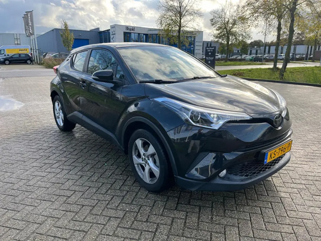 Toyota C-HR 3