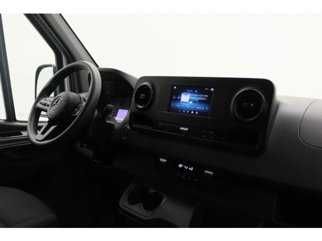 Mercedes-Benz Sprinter 2