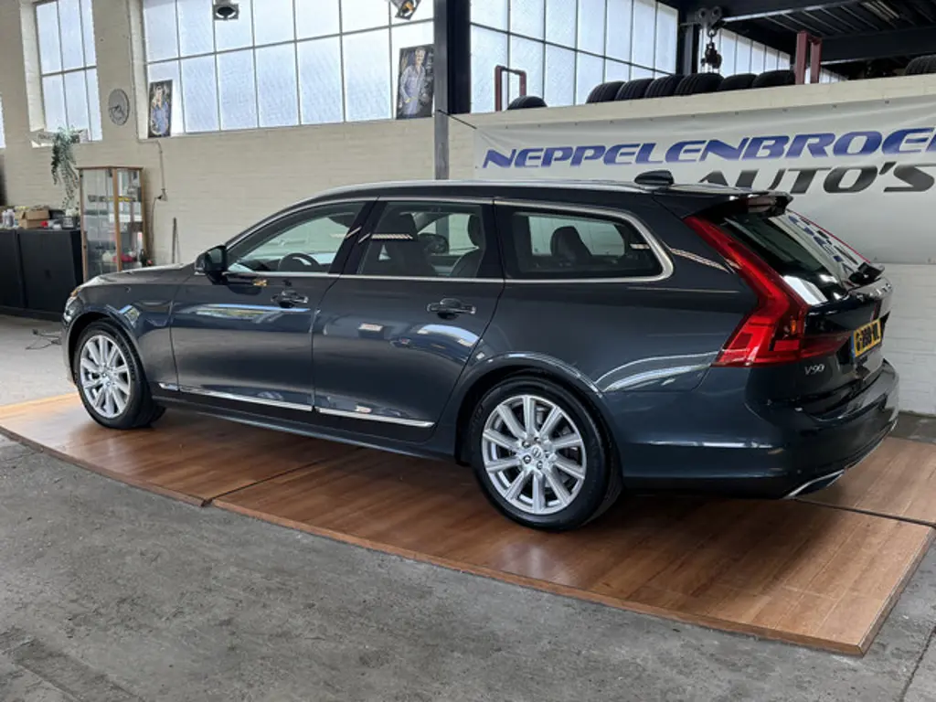 Volvo V90 3