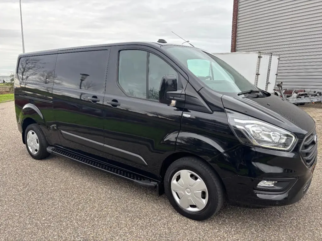 Ford Transit Custom 2