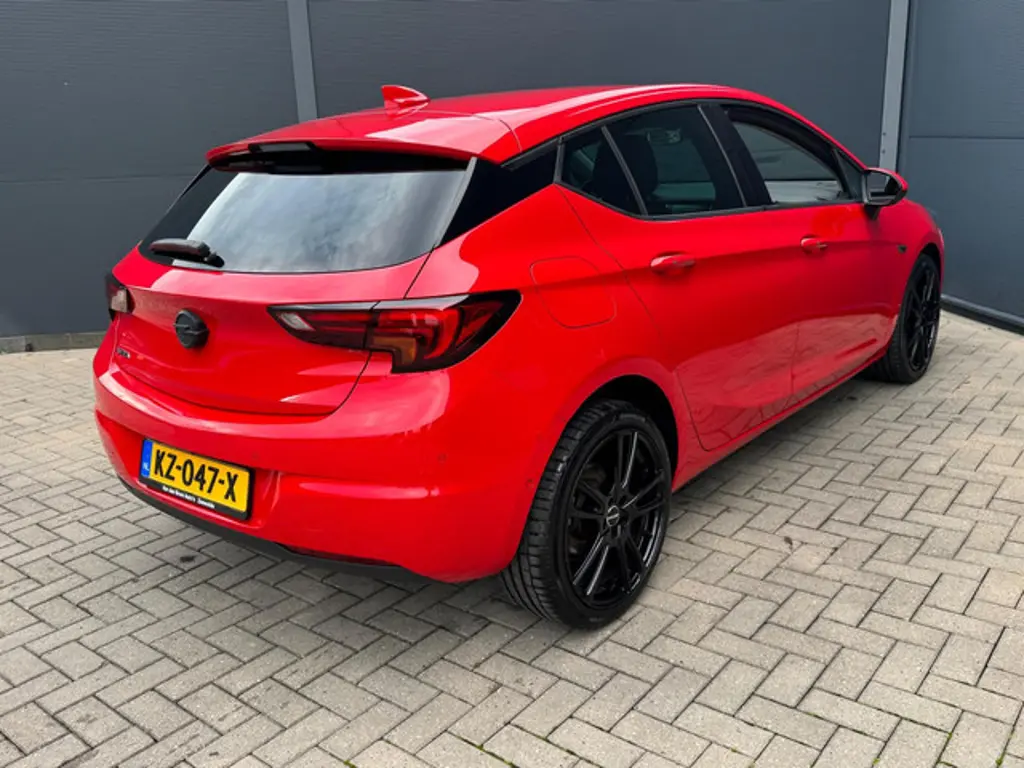 Opel Astra 2