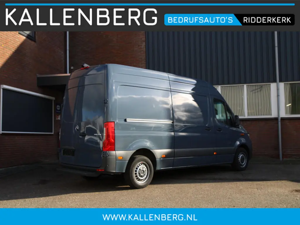 Mercedes-Benz Sprinter 2