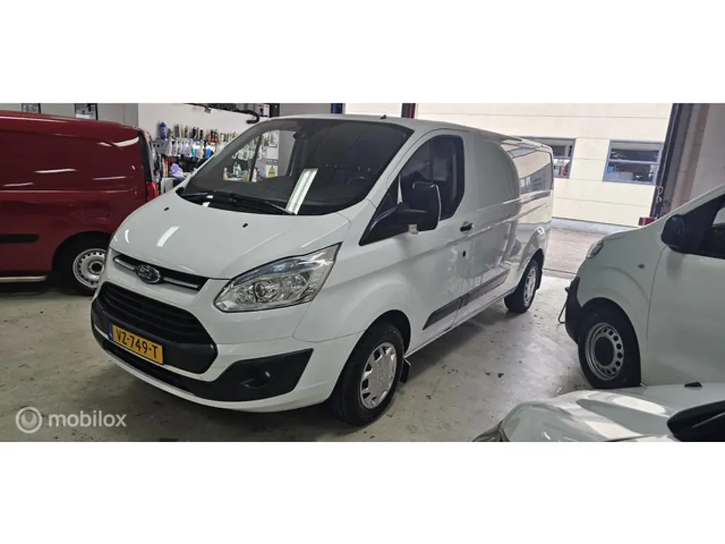 Ford Transit Custom 2
