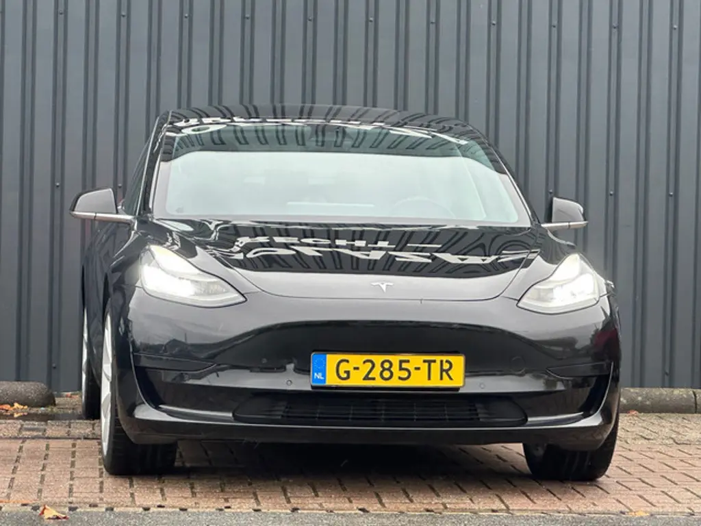 Tesla Model 3 3