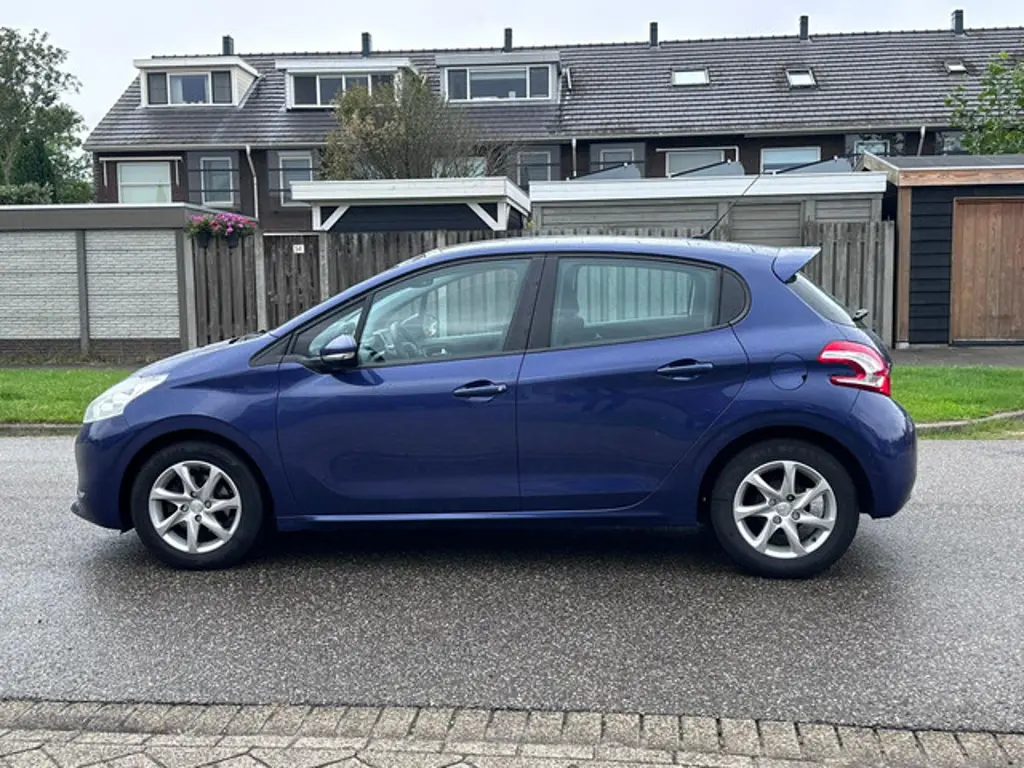 Peugeot 208 2