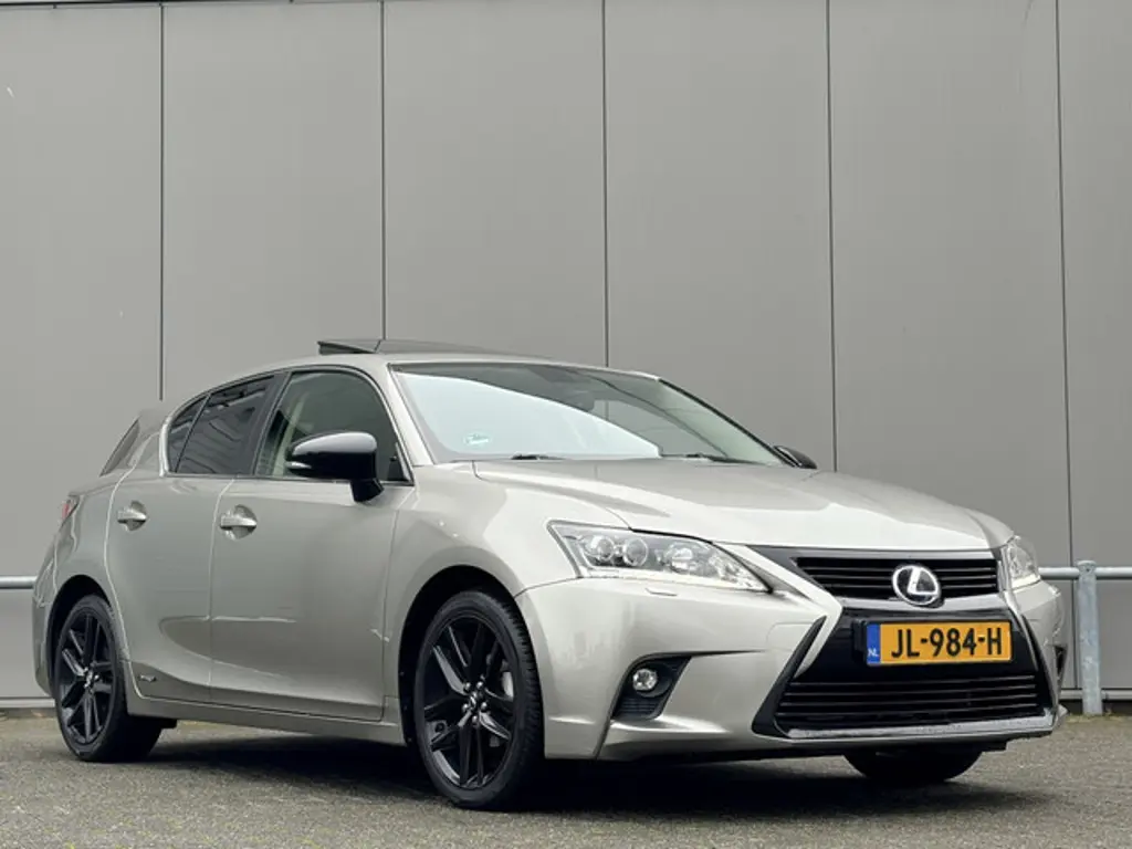 Lexus CT 3