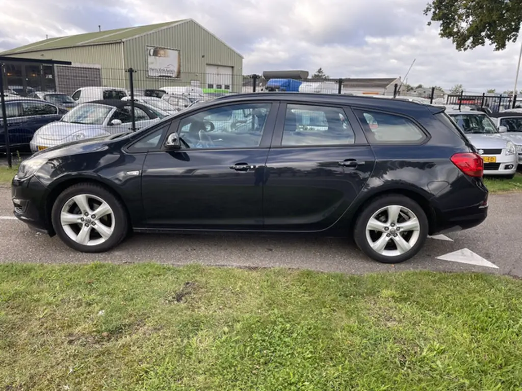Opel Astra 2