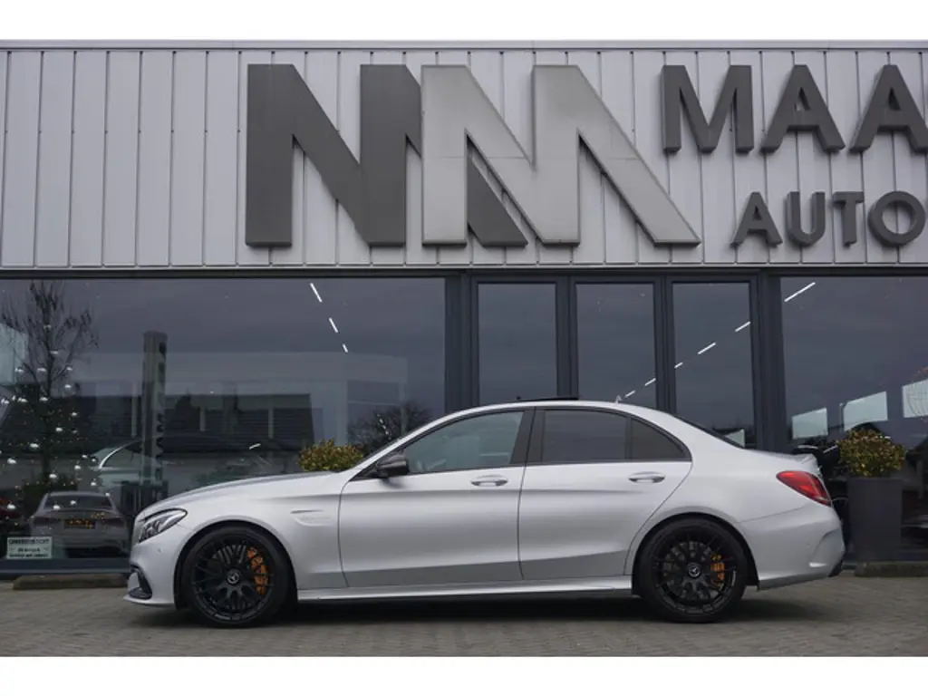 Mercedes-Benz C-Klasse 2