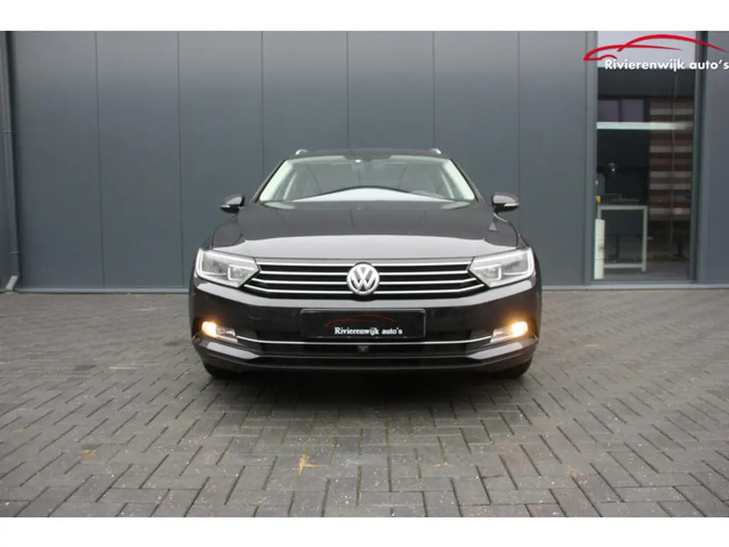 Volkswagen Passat 2