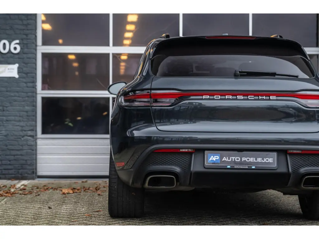 Porsche Macan 3