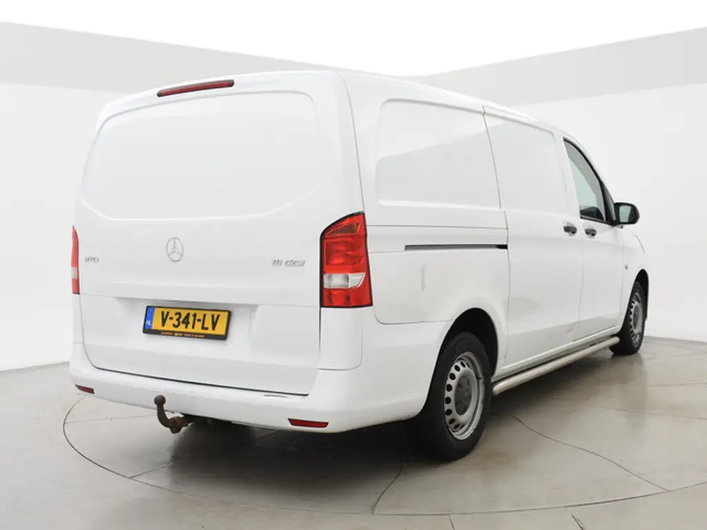 Mercedes-Benz Vito 2