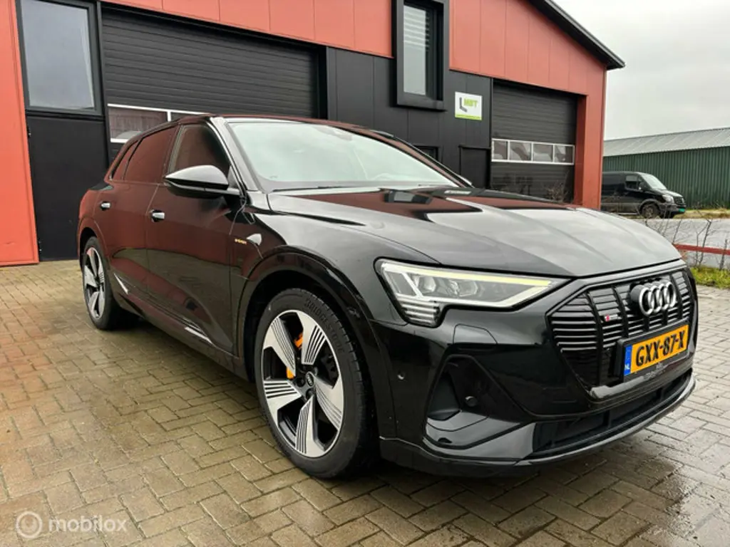 Audi e-tron 2