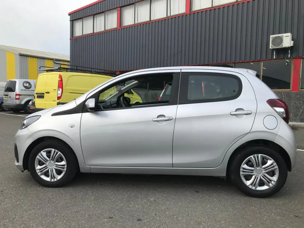 Peugeot 108 2