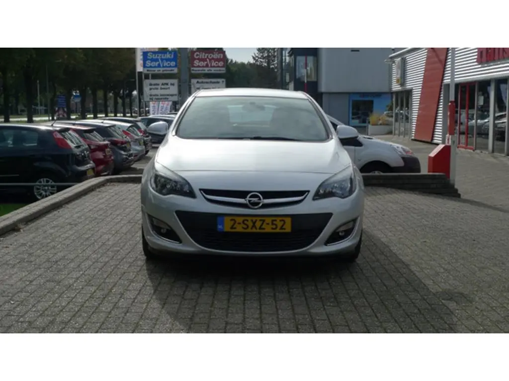 Opel Astra 2