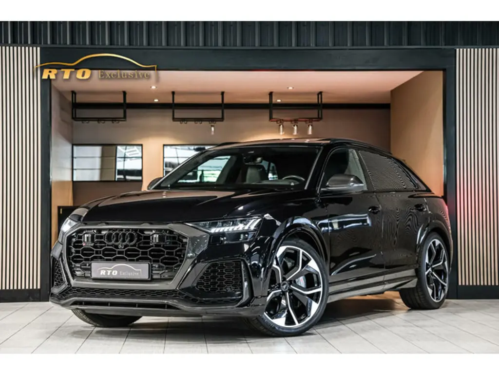 Audi RSQ8