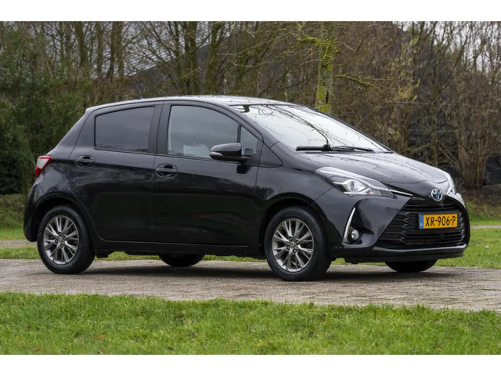 Toyota Yaris 2