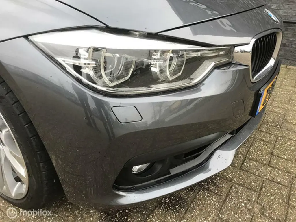 BMW 3 Serie 2