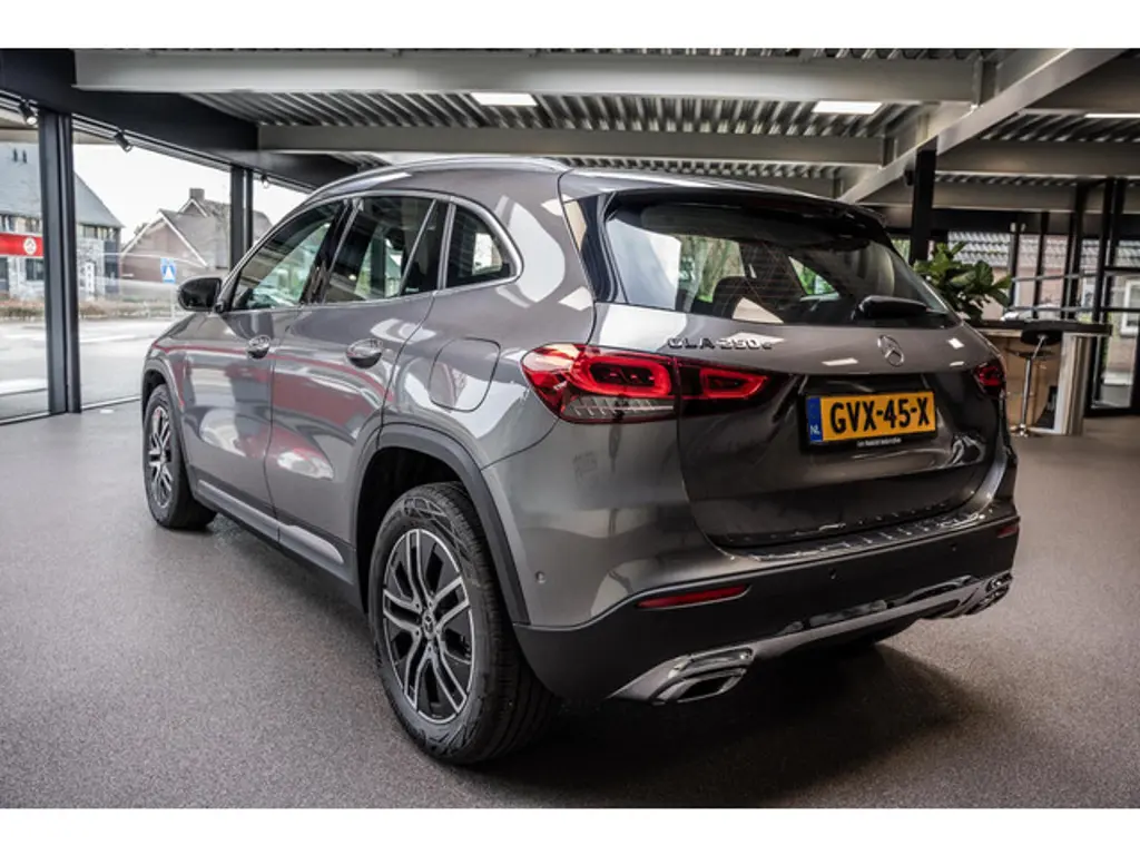 Mercedes-Benz GLA 3