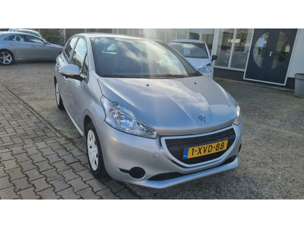 Peugeot 208 2