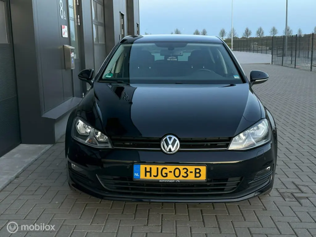 Volkswagen Golf 2