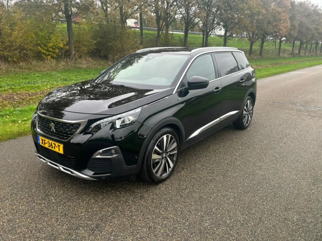Peugeot 5008 2