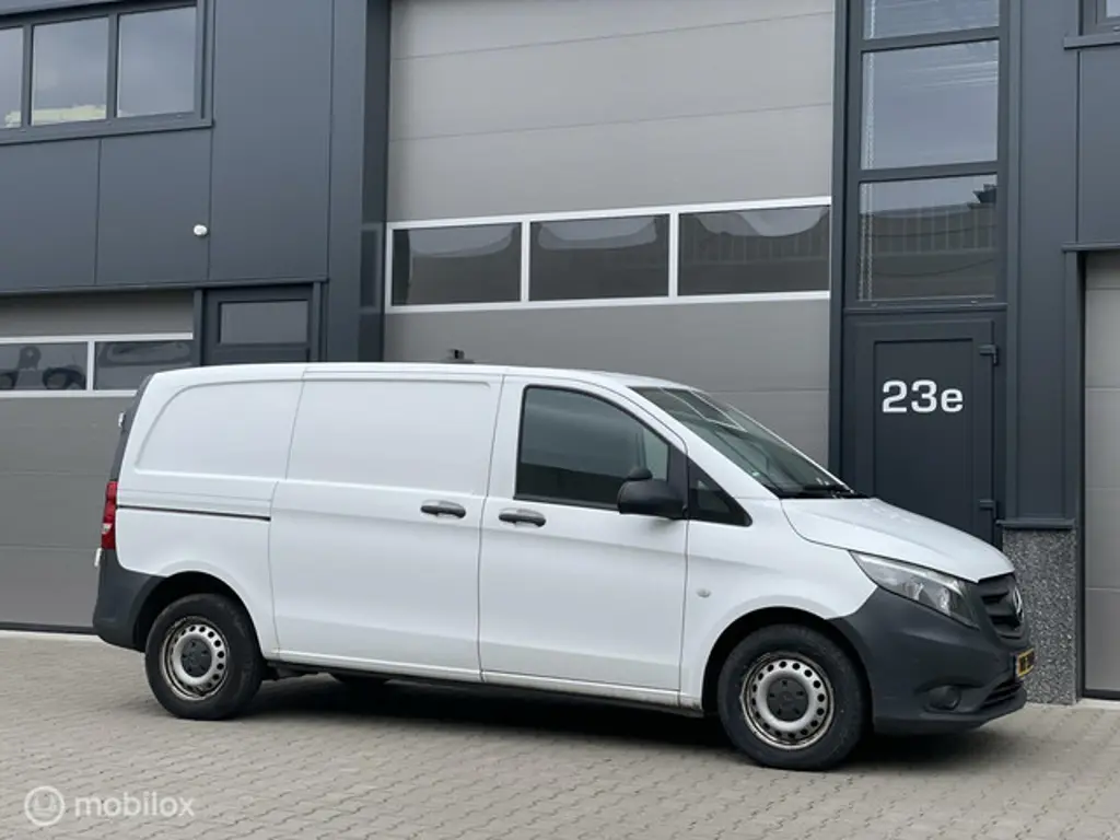 Mercedes-Benz Vito 2