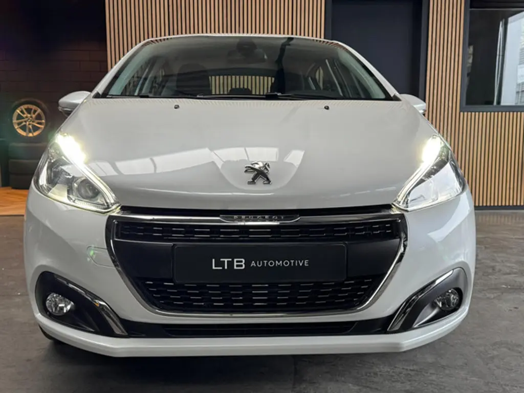 Peugeot 208 2