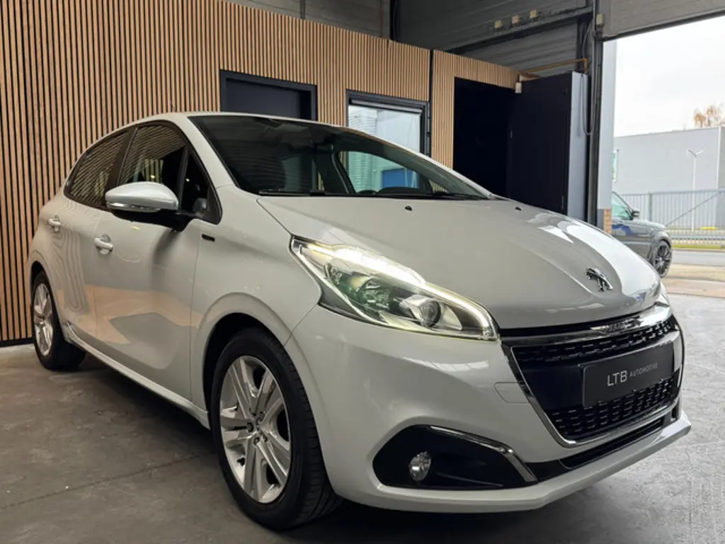 Peugeot 208 3