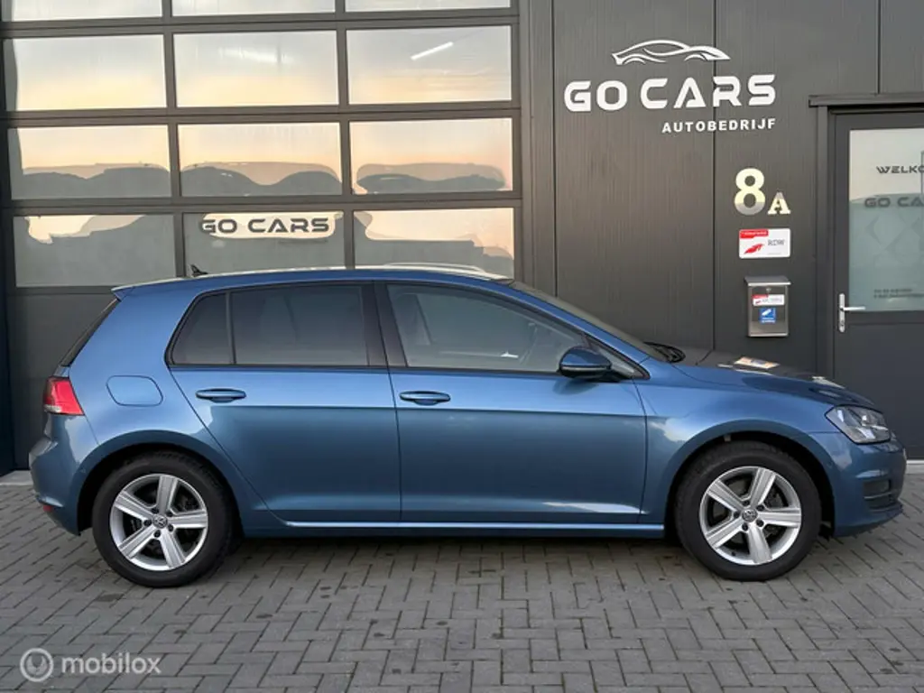 Volkswagen Golf 2