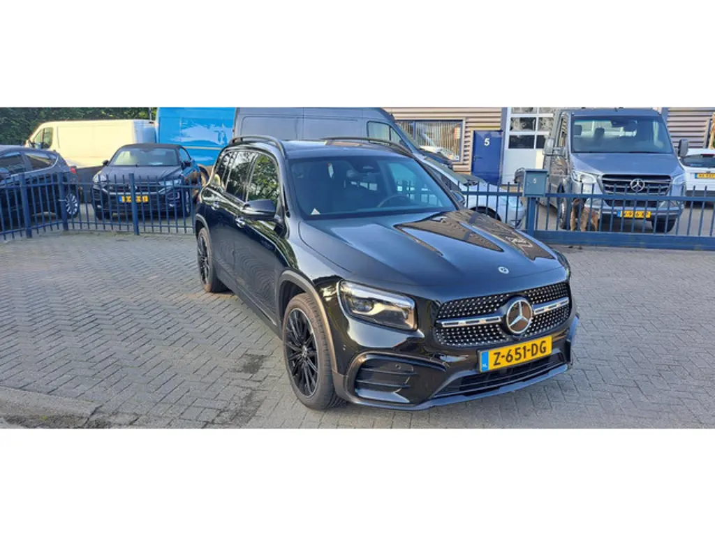 Mercedes-Benz GLB 2