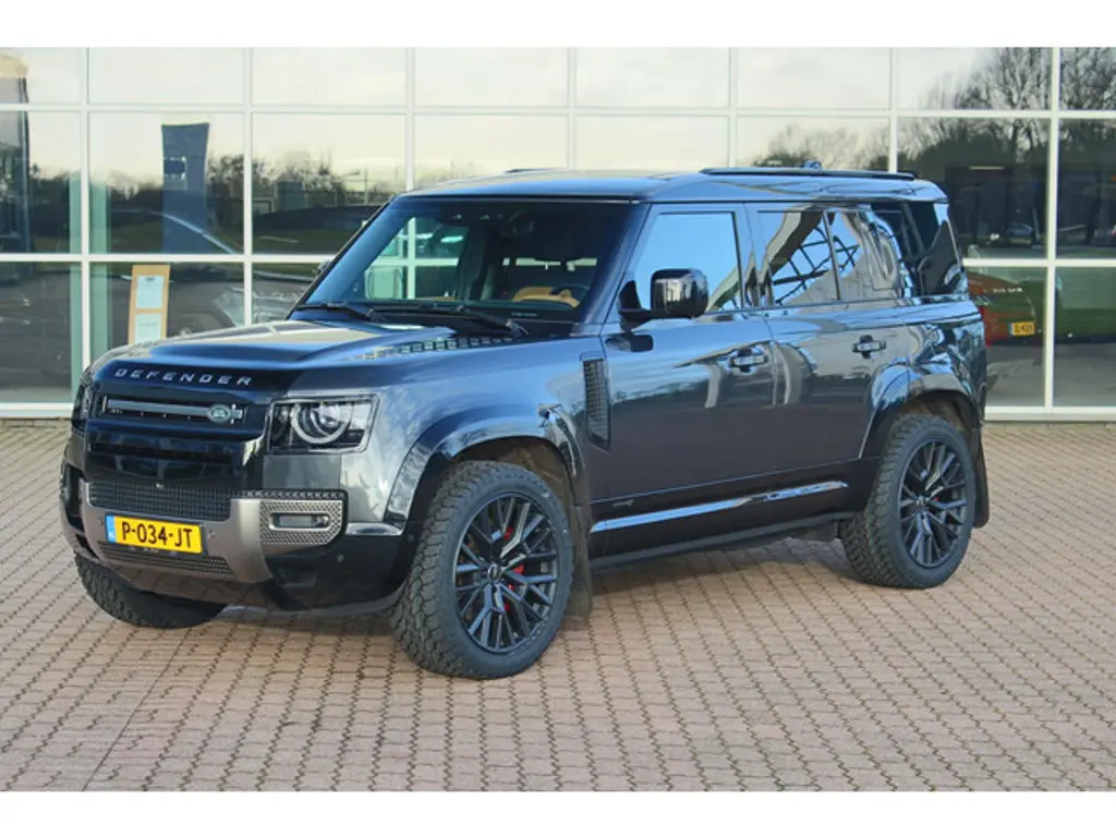 Land Rover Defender 2