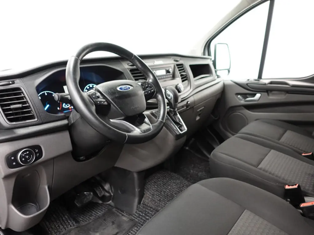 Ford Transit Custom 2