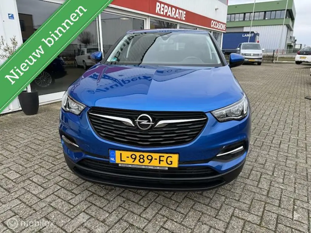 Opel Grandland X 2