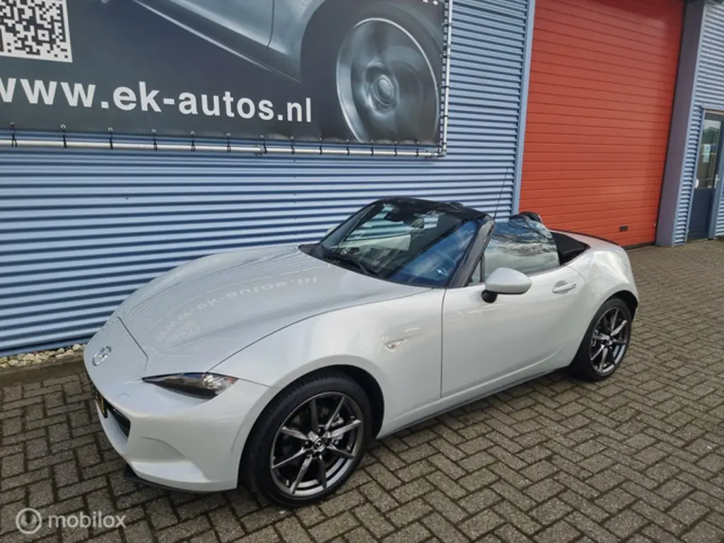 Mazda MX-5 2