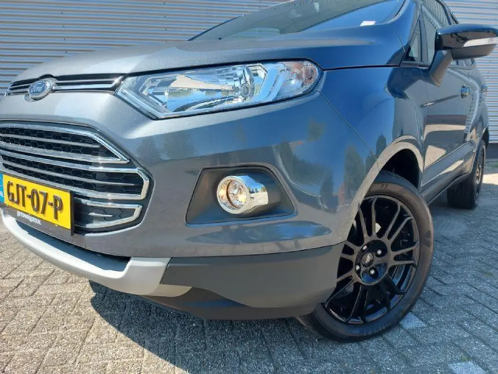 Ford EcoSport 2