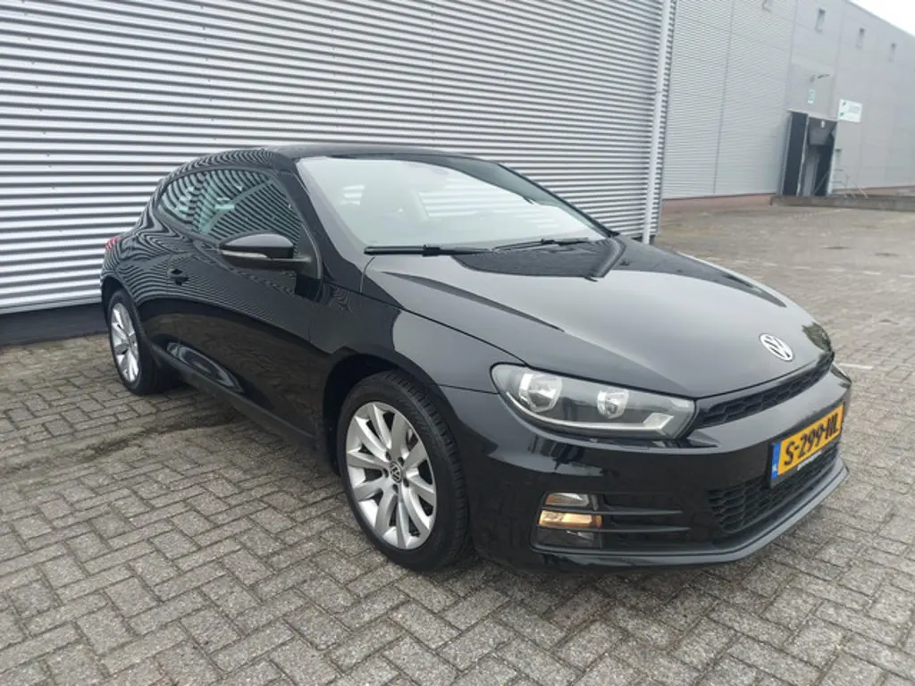 Volkswagen Scirocco 3