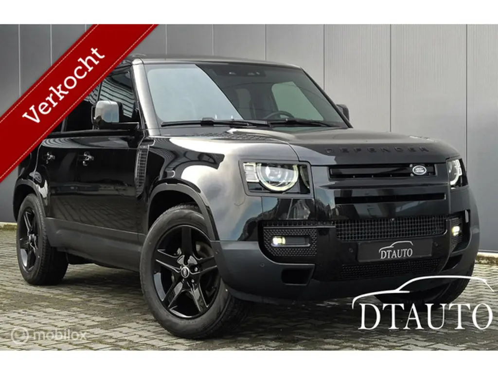 Land Rover Defender 2