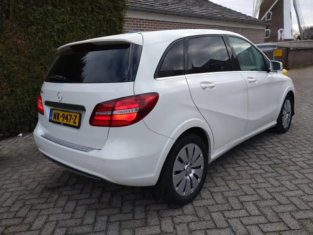 Mercedes-Benz B-Klasse 3