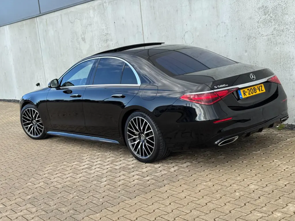 Mercedes-Benz S-Klasse 3