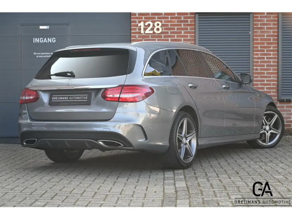Mercedes-Benz C-Klasse 2