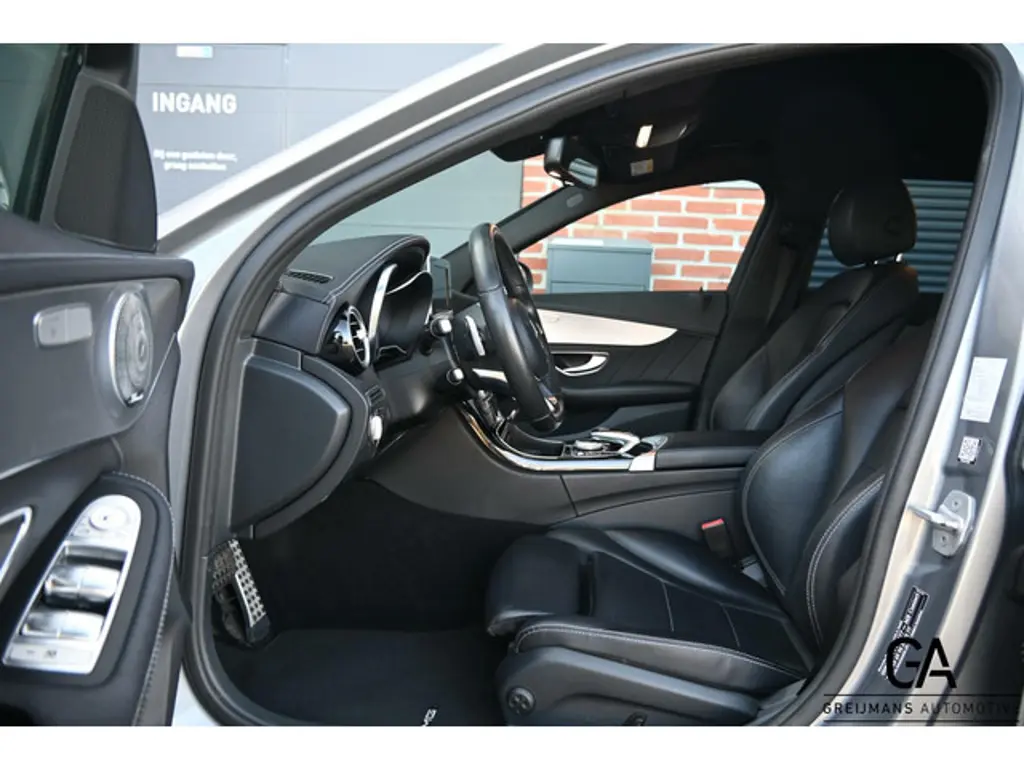 Mercedes-Benz C-Klasse 3