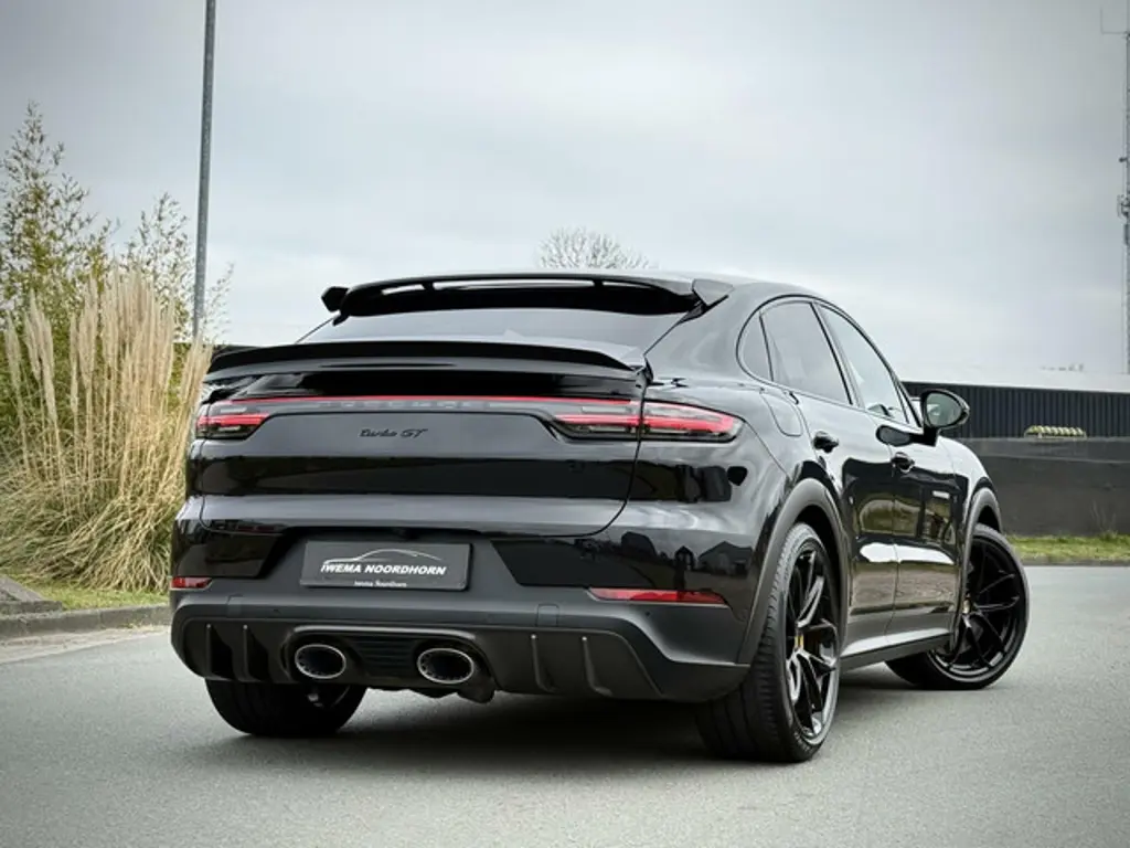 Porsche Cayenne 2