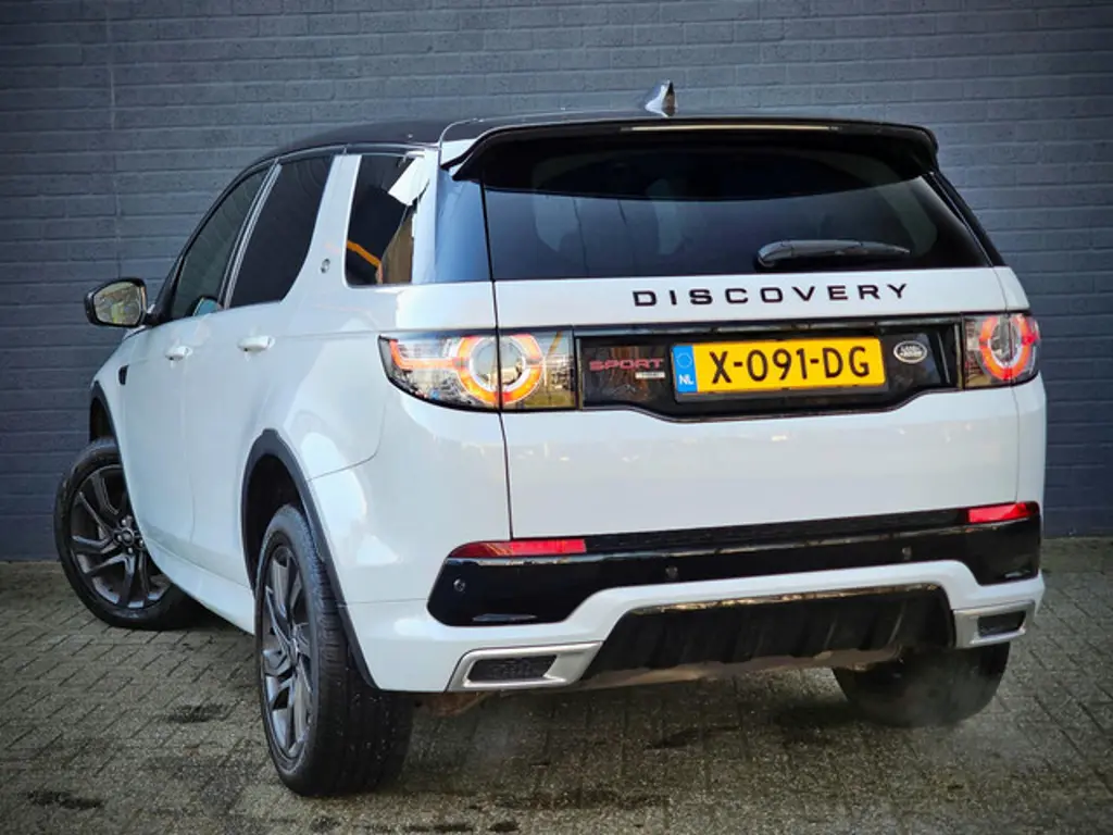 Land Rover Discovery Sport 2