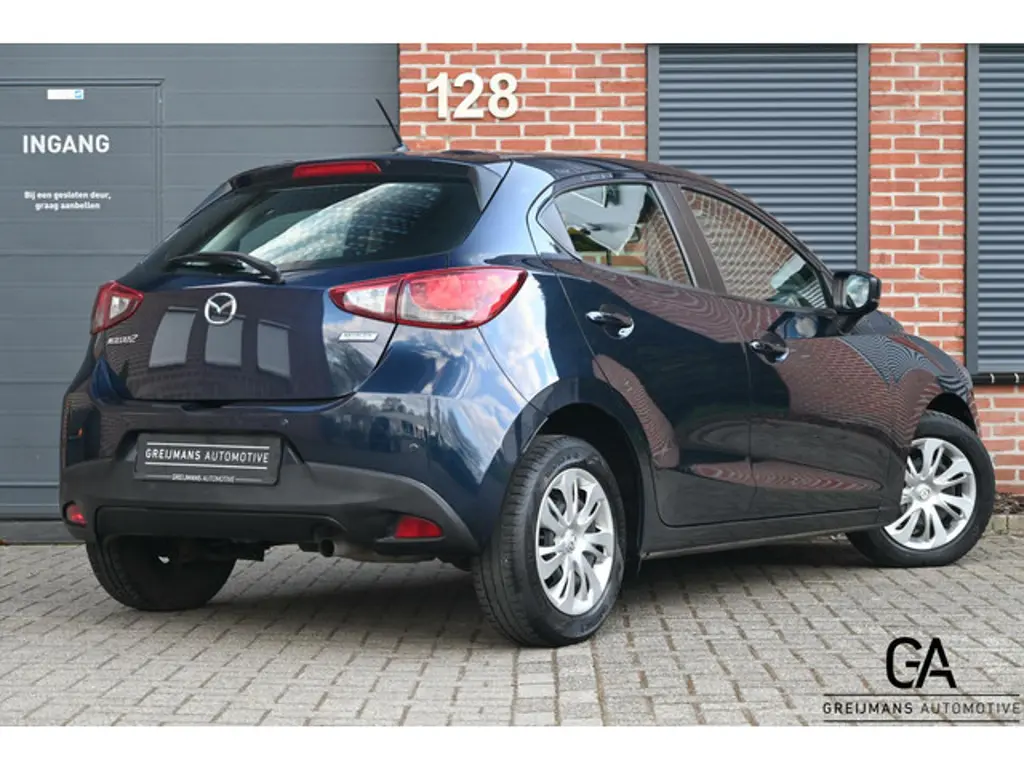 Mazda 2 2