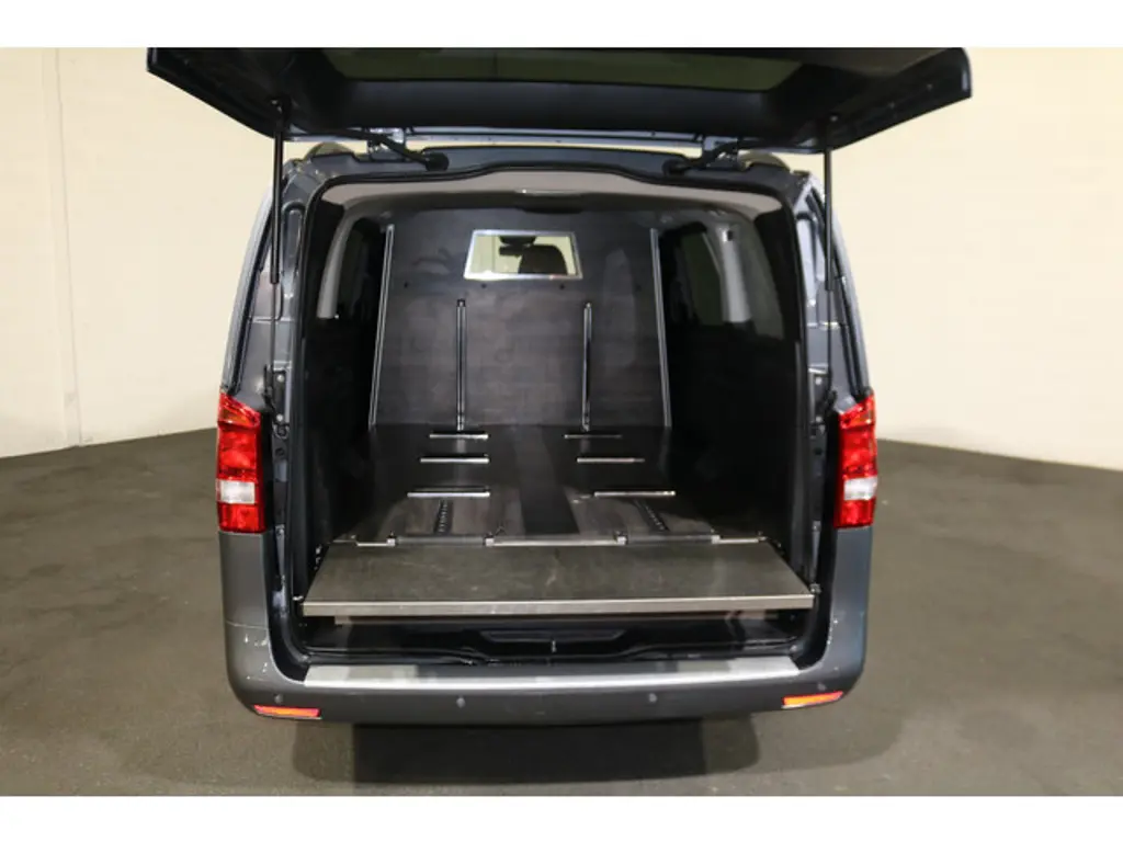 Mercedes-Benz Vito 3