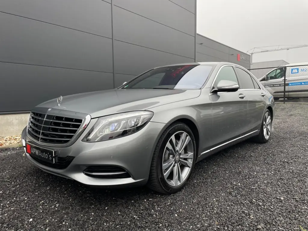 Mercedes-Benz S-Klasse 2